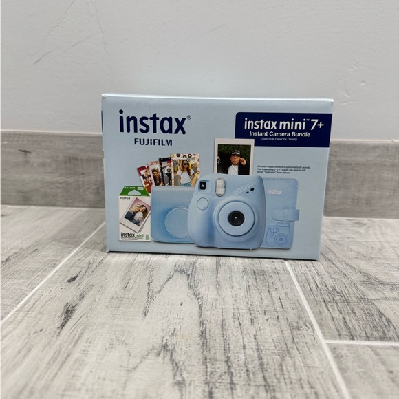 Instax Fujifilm Instax Mini 7+ Camera Bundle Light Blue - Picture 1 of 7